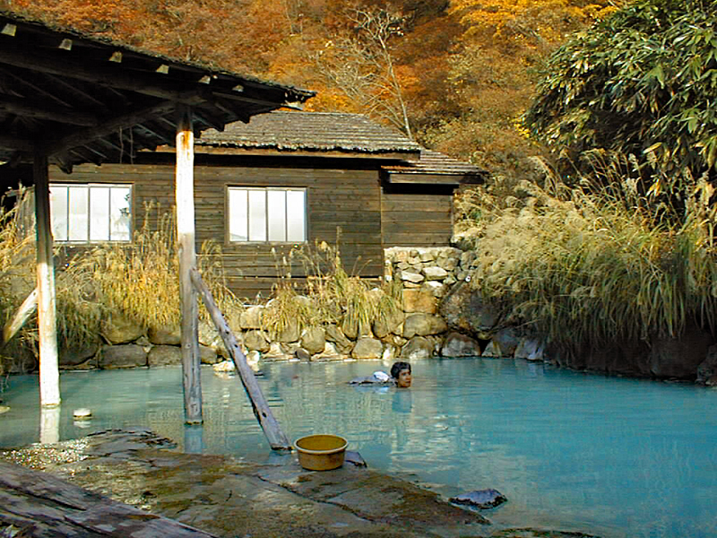 鶴の湯