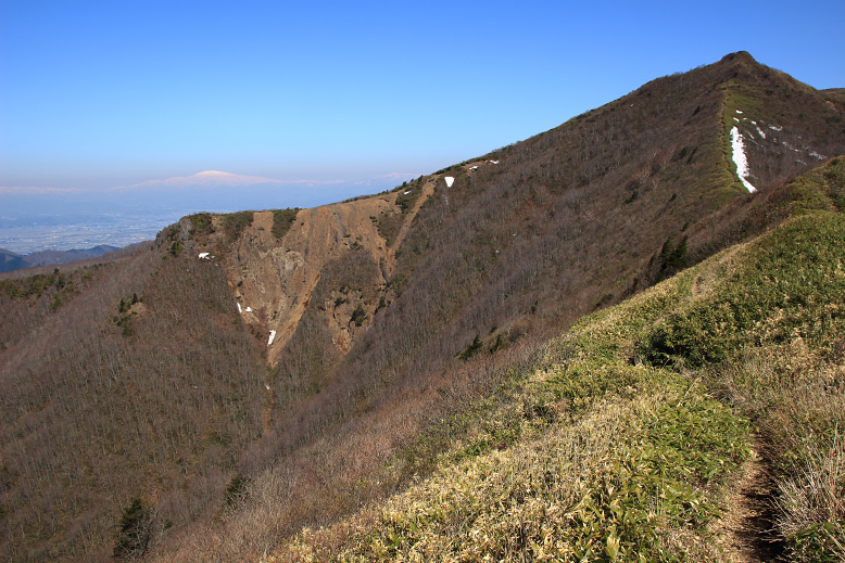 山形神室岳