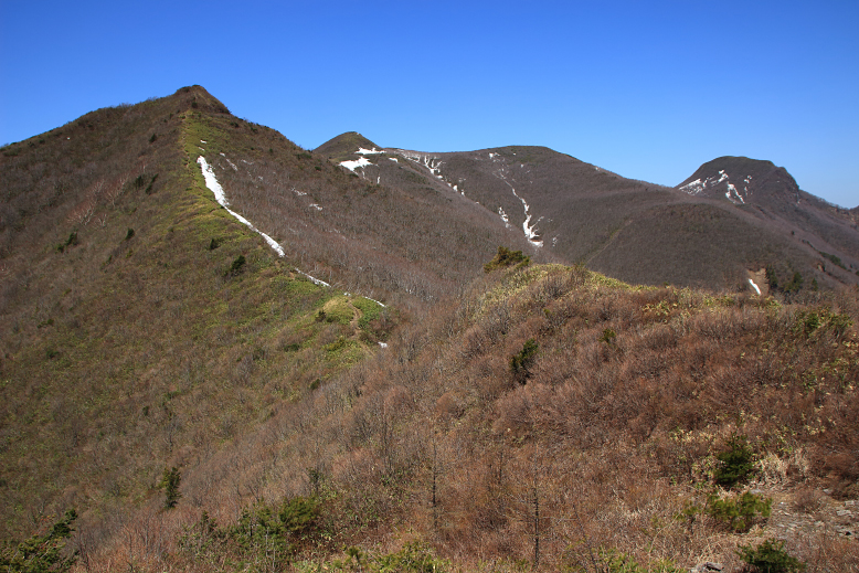 山形神室岳