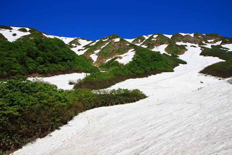 湯殿山