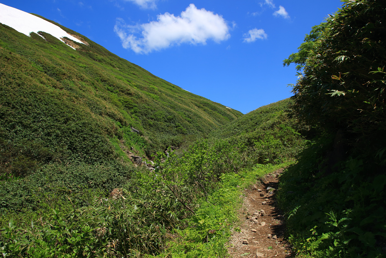 湯殿山