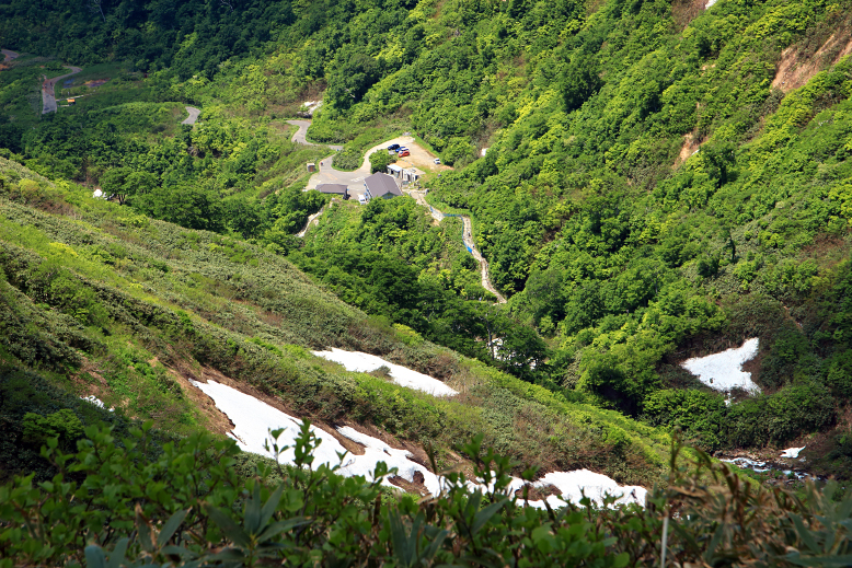 湯殿山