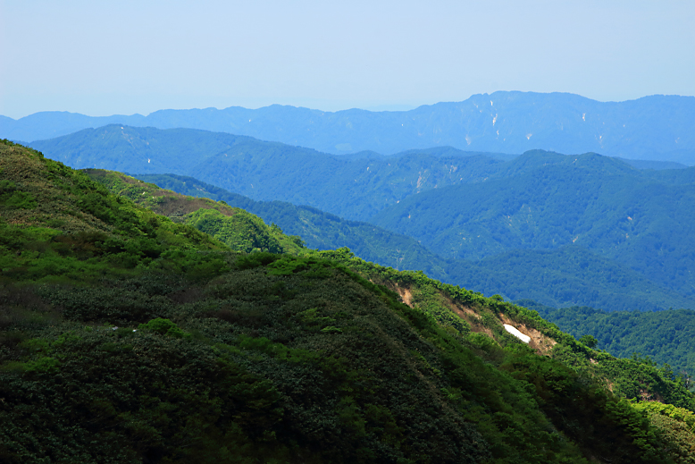 湯殿山