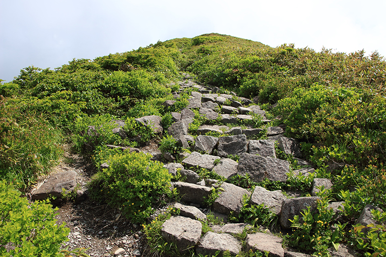 月山