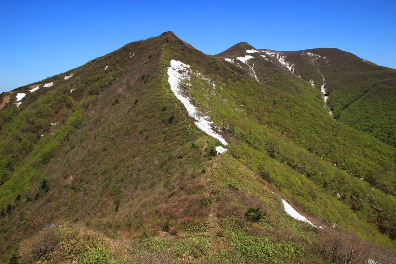 山形神室岳