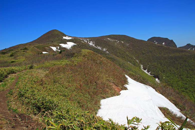 山形神室岳