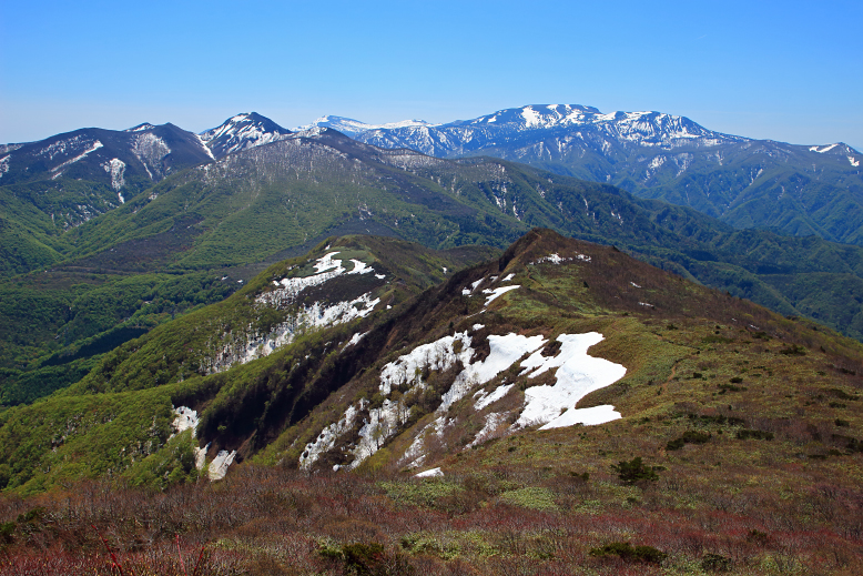 山形神室岳