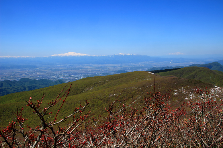 山形神室岳