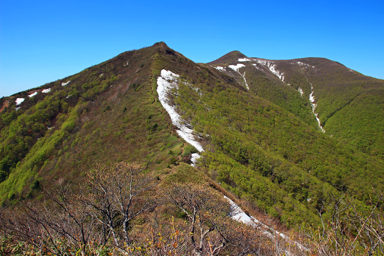 山形神室岳