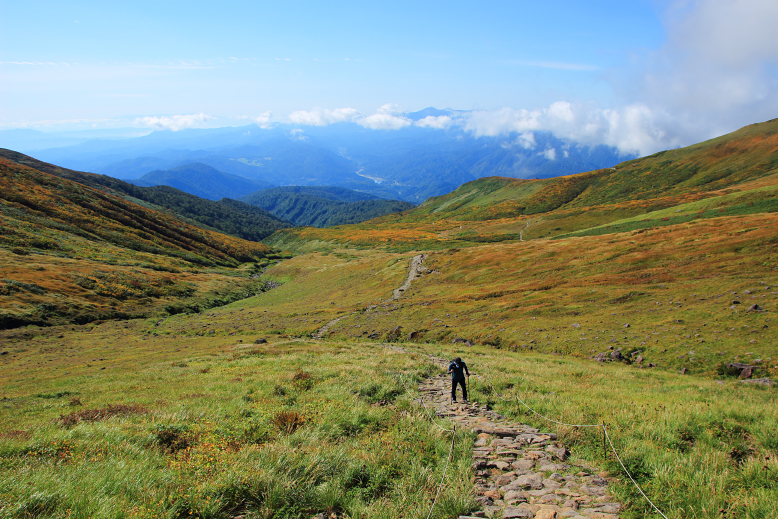 月山