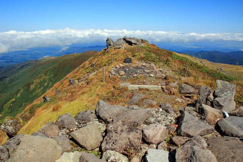 月山