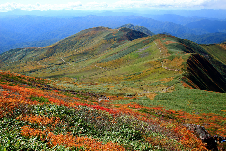 月山