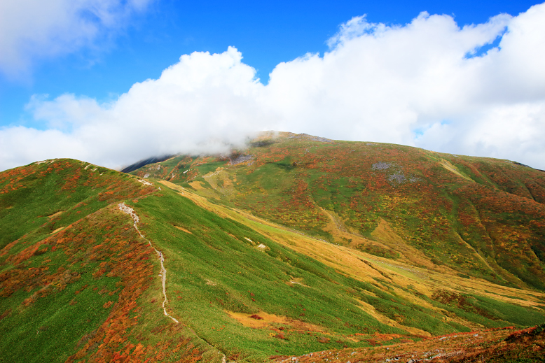 月山