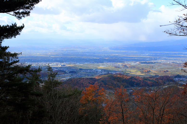 水晶山
