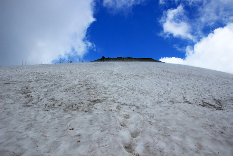 月山
