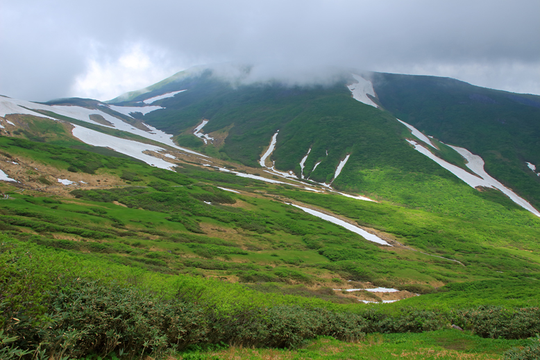月山