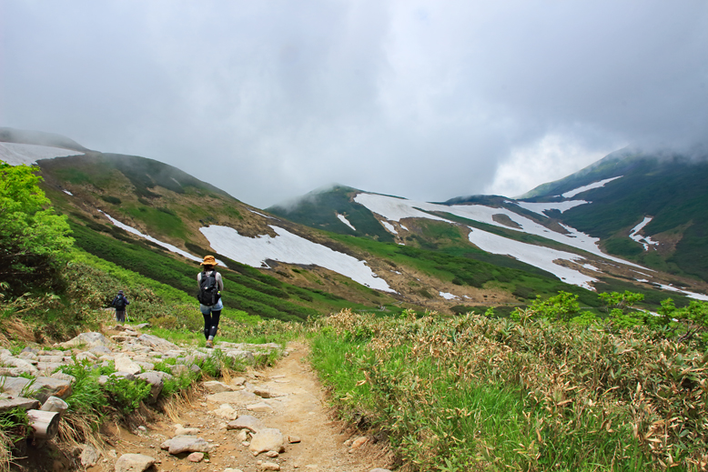 月山