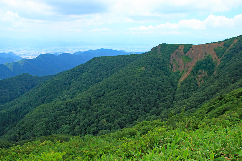 山形神室岳