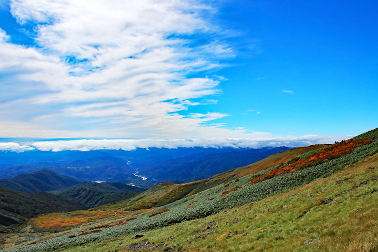 月山
