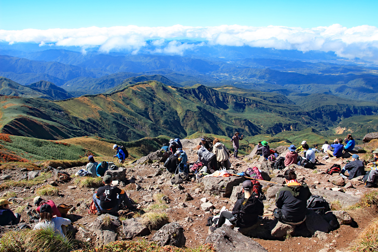 月山
