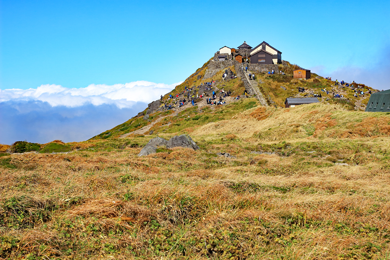 月山
