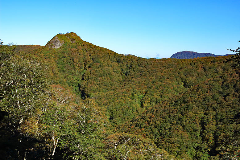 御所山