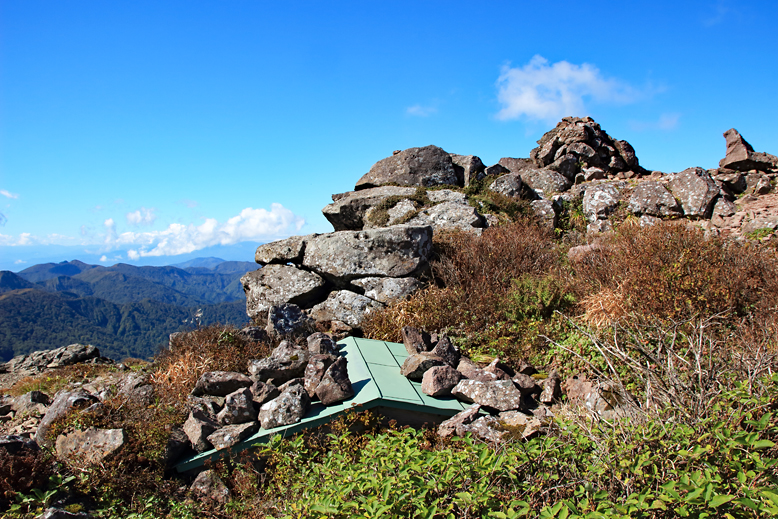御所山