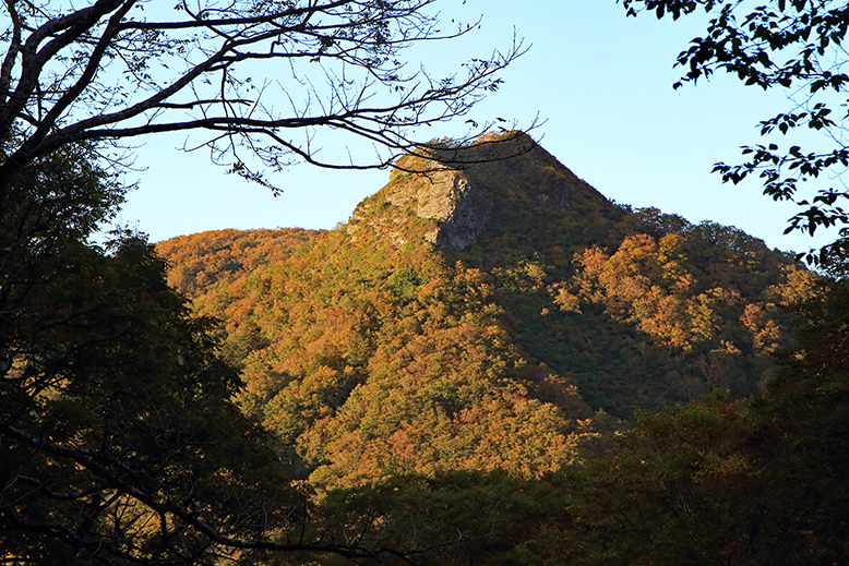 御所山